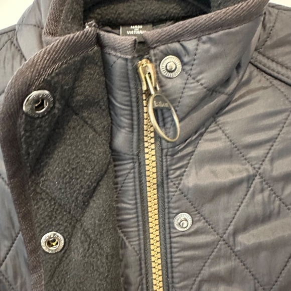 Barbour Women’s Black Quilted Coat - Picture 9 of 11